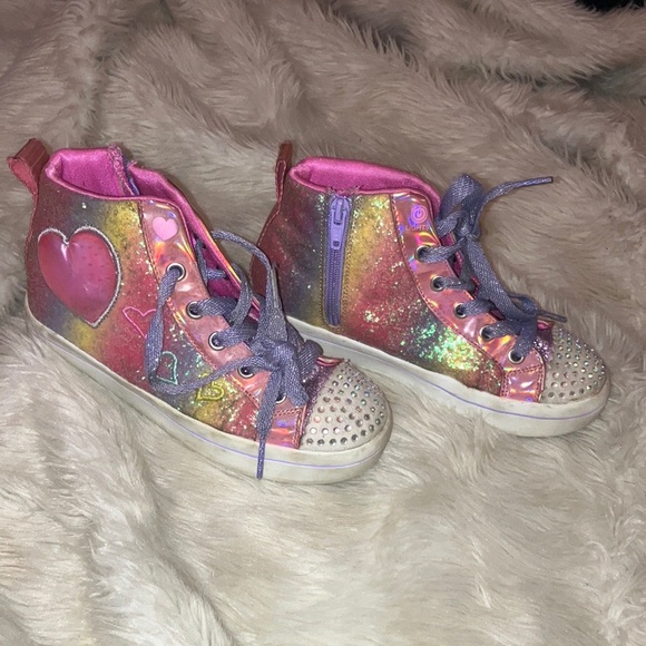 Twinkle Toes Pink Light Up Sneakers Size 1. Used in Good Condition. - Picture 3 of 7